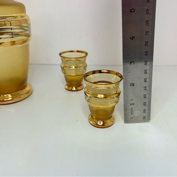 Amber Glass Gold Silver Stripes Decanter With 3 Cordial Glasses Barware - Picture 5 of 12